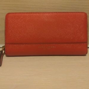 Marc Jacobs wallet